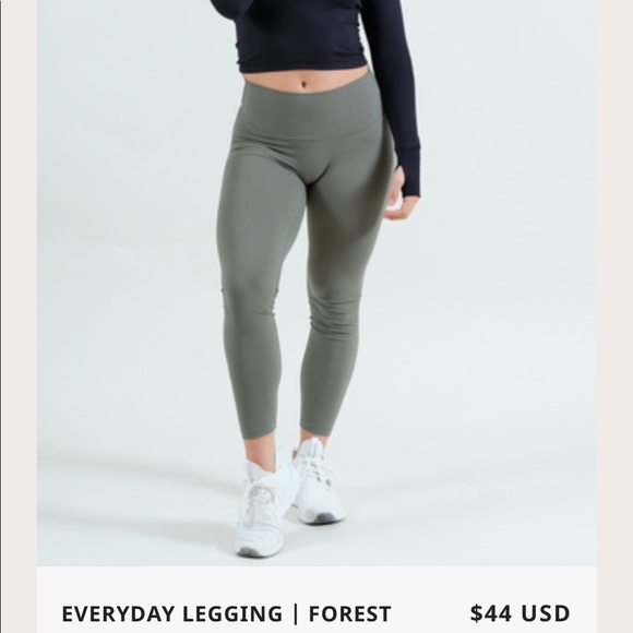 Paragon Pants - 💪🏻PARAGON EVERYDAY LEGGING FOREST GREEN XS💪🏻